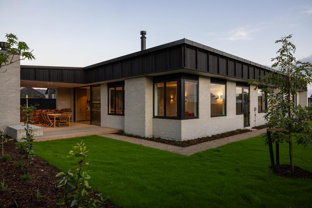 LOWE HOUSE - MATAKANA